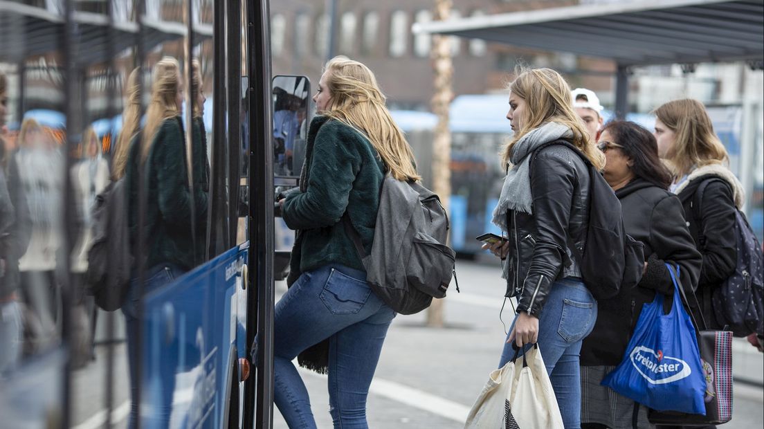 PVV wil Nederlandse bussen in Overijssel