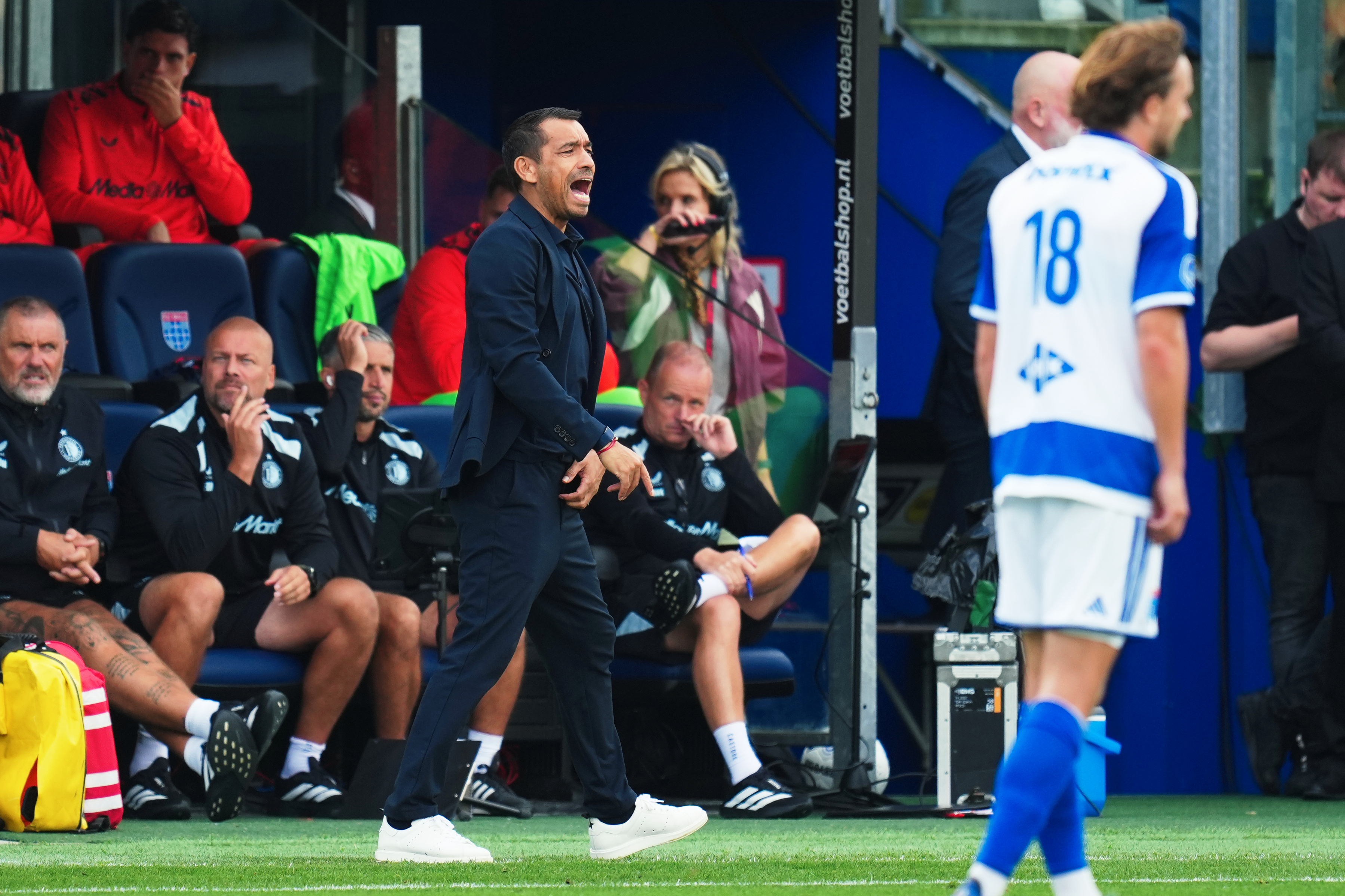 Giovanni van Bronckhorst tijdens PEC Zwolle - Feyenoord