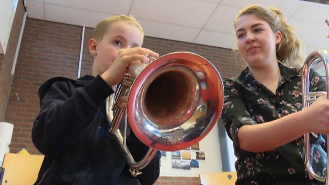 Alle basisschoolleerlingen moeten muziekles krijgen (Rechten: RTV Drenthe)