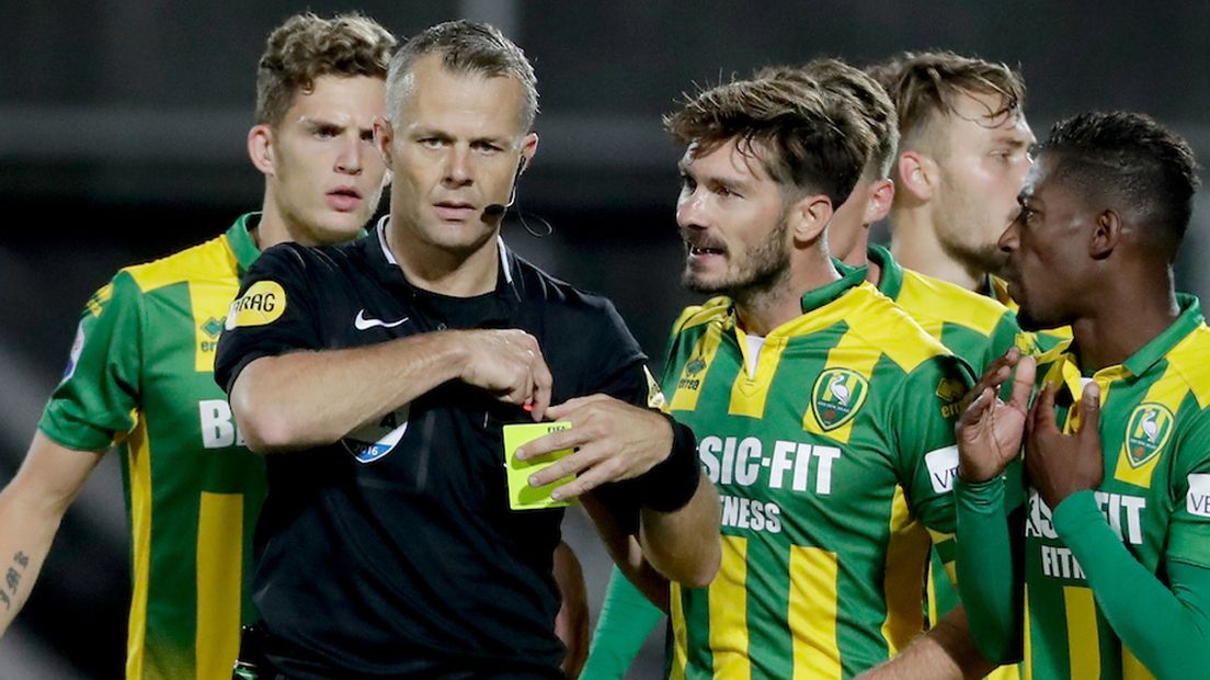 ADO-speler Duplan krijgt geel tegen PEC Zwolle