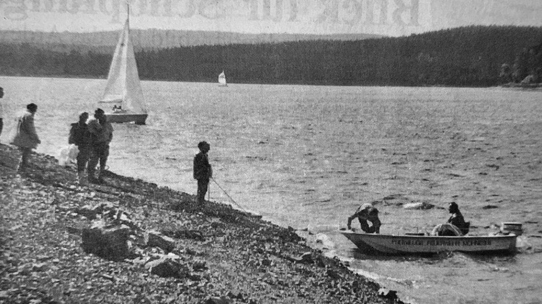 Beeld van de reddingsactie op 28 augustus 1994 bij de Möhnesee.