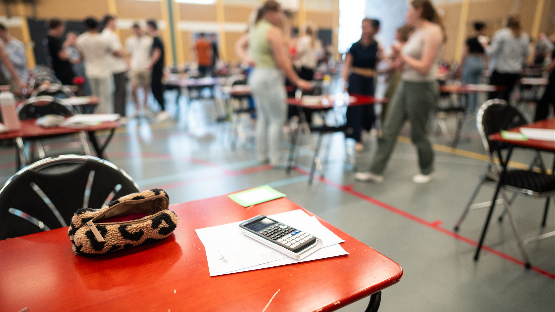 Achter de schermen bij voorbereiding van de examens: 'Over alles moet je nadenken'