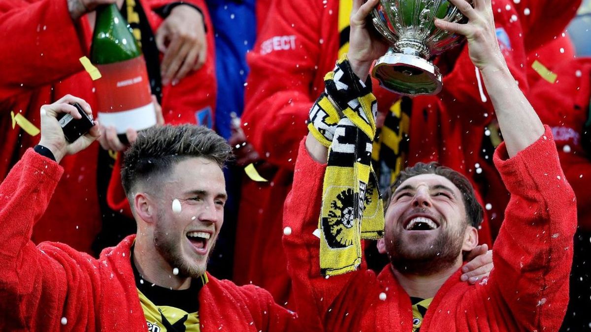 De Graafschap in het geel • Vitesse naar Katwijk