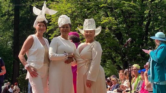Say Hat to the Dress: hoeden om 'u' én 'ja' tegen te zeggen Home