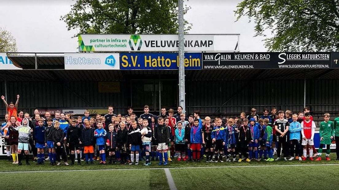 Freestyle voetbalclinic scoort bij jeugdleden Hatto Heim