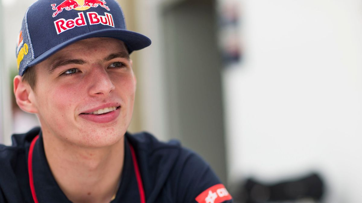 Opa Max Verstappen promoot kleinzoon in Montfort