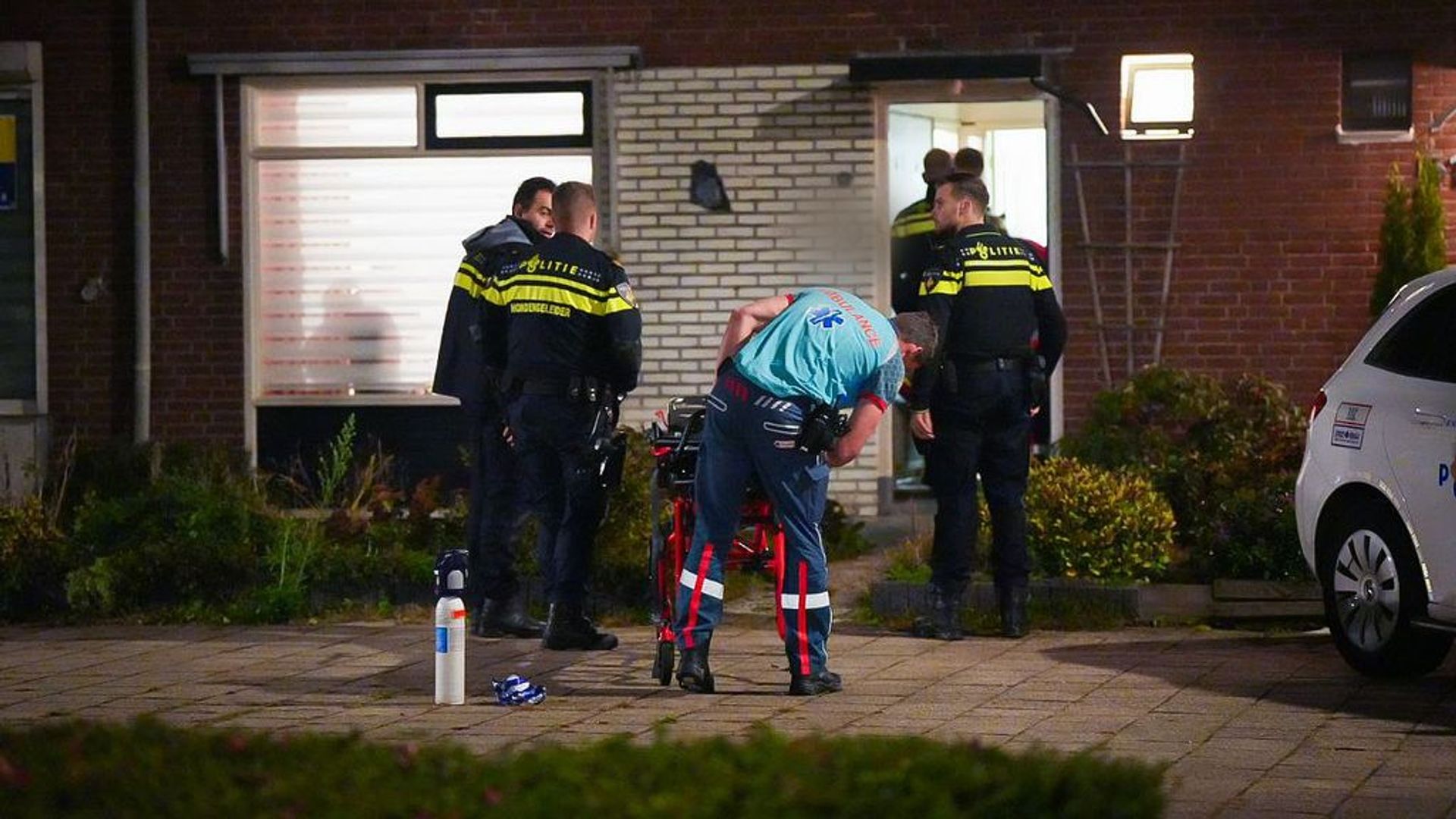 Politie Houdt Alle Scenario’s Open Na Vondst Zwaargewonde Bewoner ...