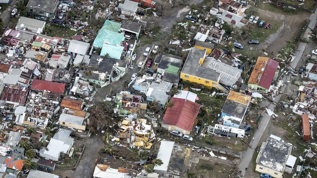Luchtfotografie van de schade op Sint-Maarten van orkaan Irma