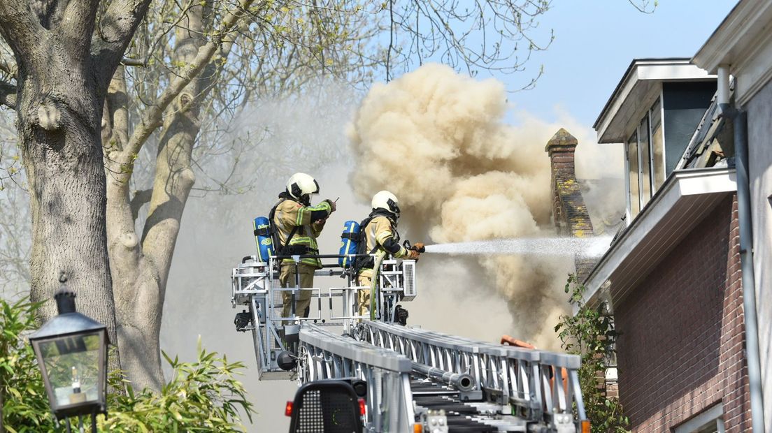 Bij de brand kwam veel rook vrij