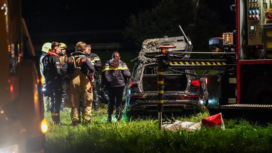 Dode bij zwaar auto-ongeluk op A325