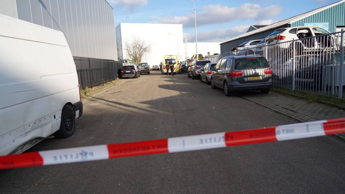 Onderzoek ongeluk Warnsveld • vrachtwagen maakt het erger