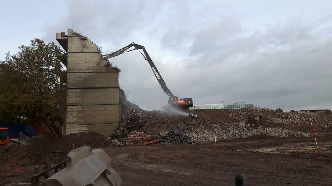 Laatste stukje ziekenhuis wordt met de grond gelijk gemaakt