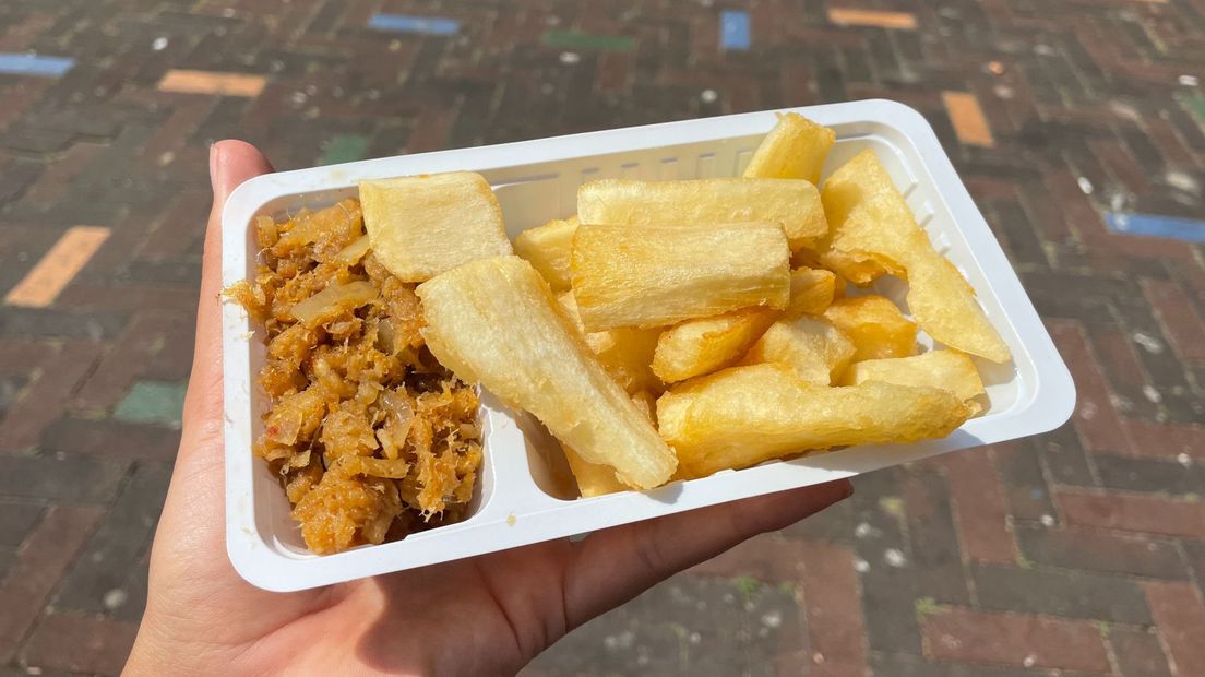 Telo, gebakken casave, met bakkeljauw van Abdoel