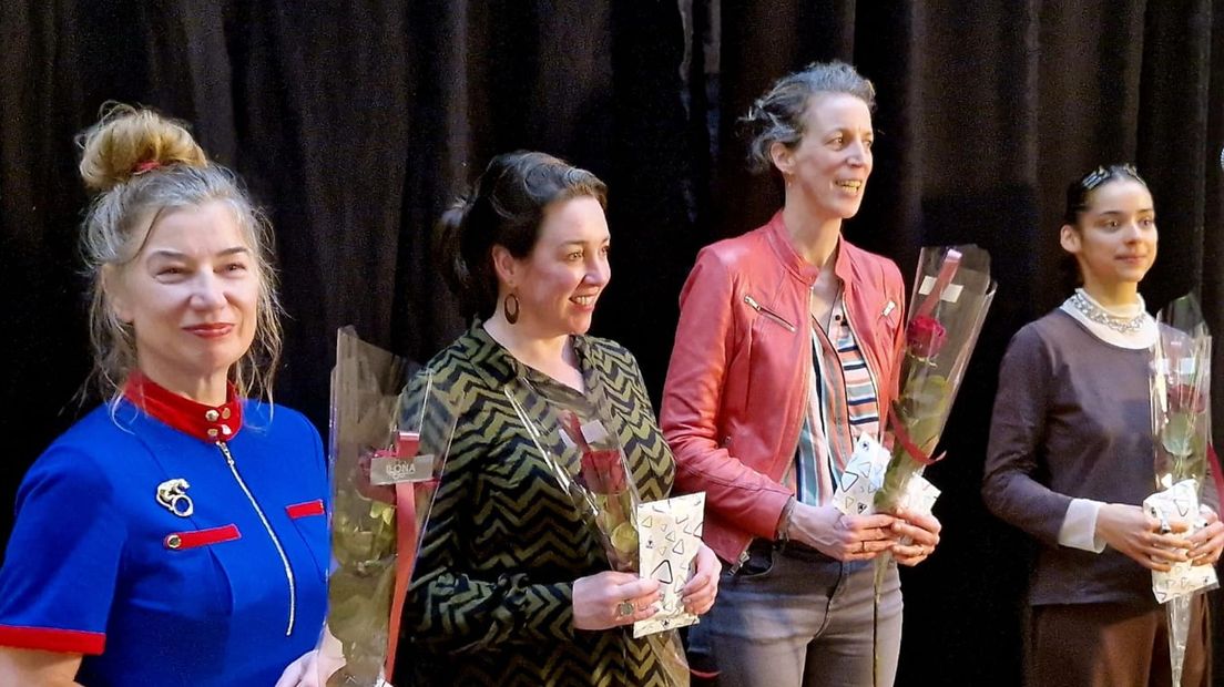 De andere finalisten: Astrid Ritskes, Arielle Laseur, Karin Bennink en Sophia Jessurun.