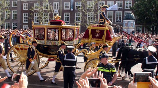 Gratis naar Prinsjesdag: 350 Limburgers nemen de bus Nieuws