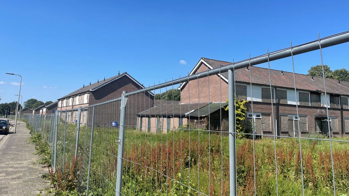 Plek waar gloednieuwe wijk moet komen ligt al jaren braak: 'Het lijkt op een spookwijk'