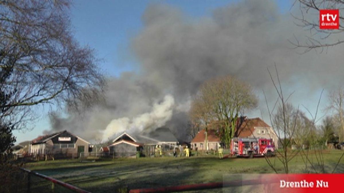 Een grote schuur in Kerkenveld ging in vlammen op