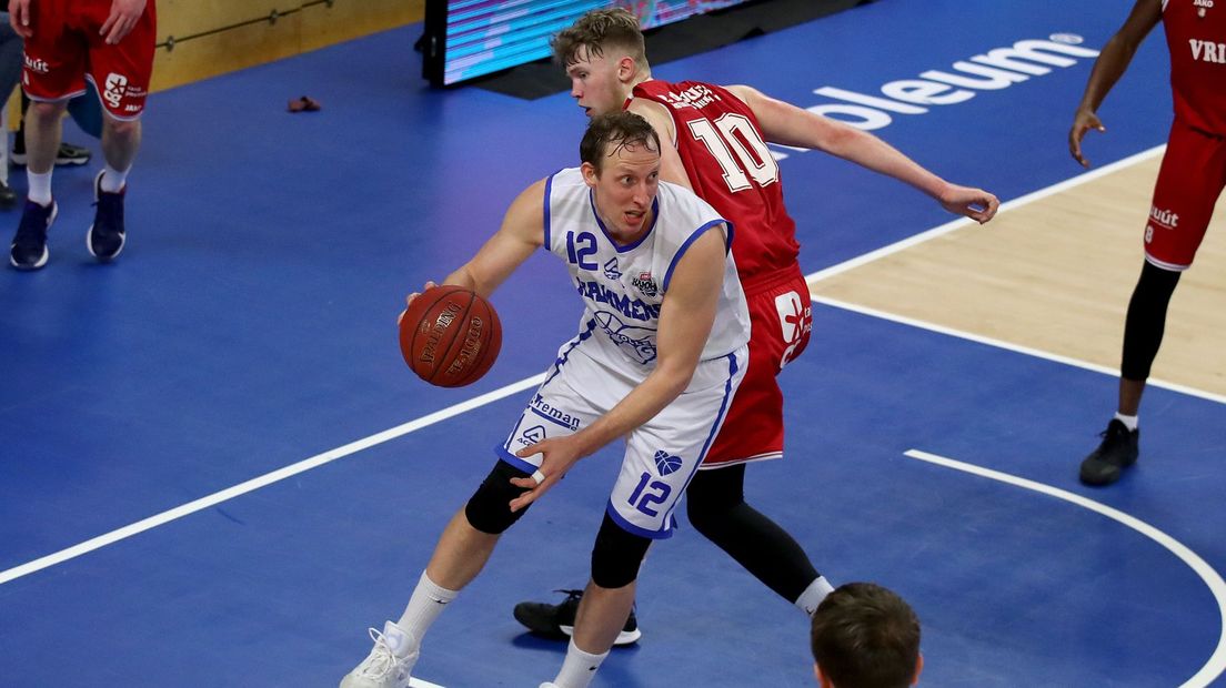 Landstede Hammers eenvoudig langs Aris