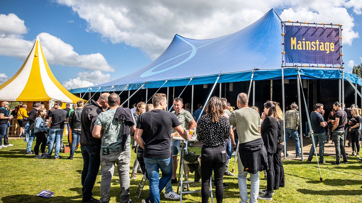 Dit zijn de eerste blikvangers van Klomppop