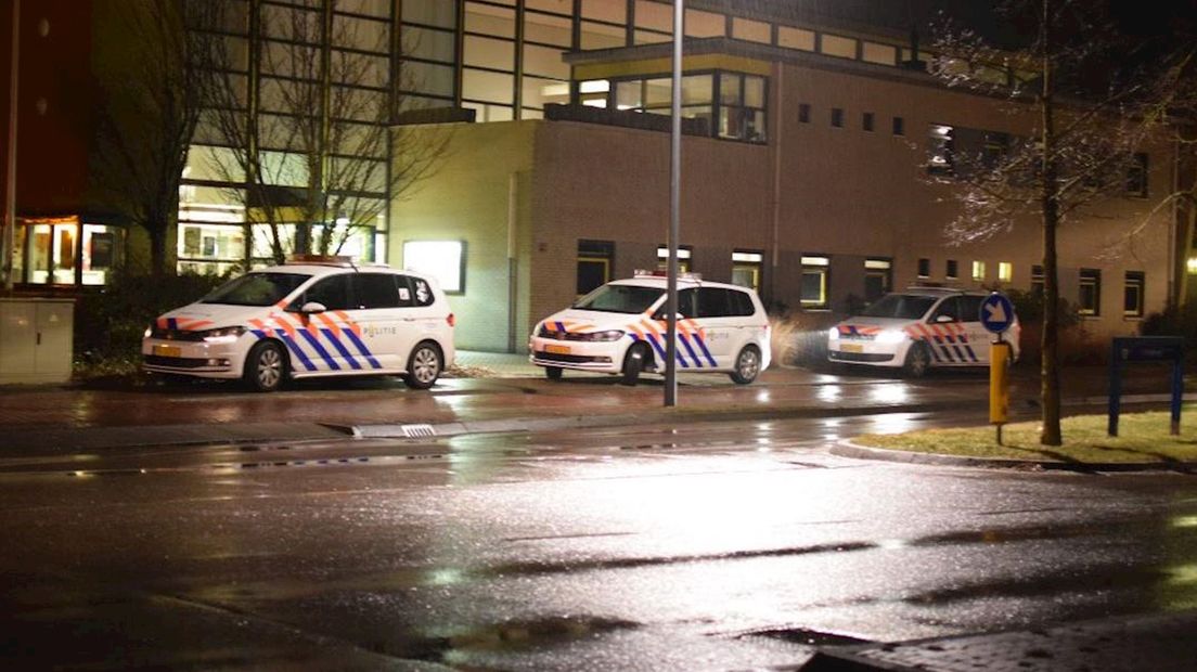 De verdachte van de fatale schietpartij nam ook het politiebureau van Coevorden onder vuur