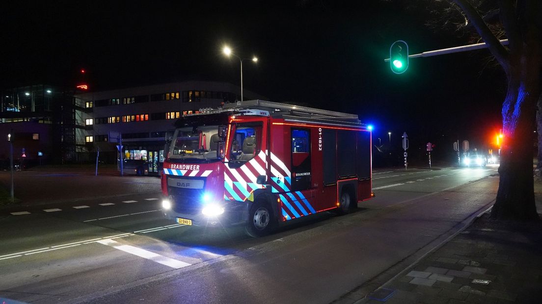 Brandweer op Petrus Campersingel in Groningen