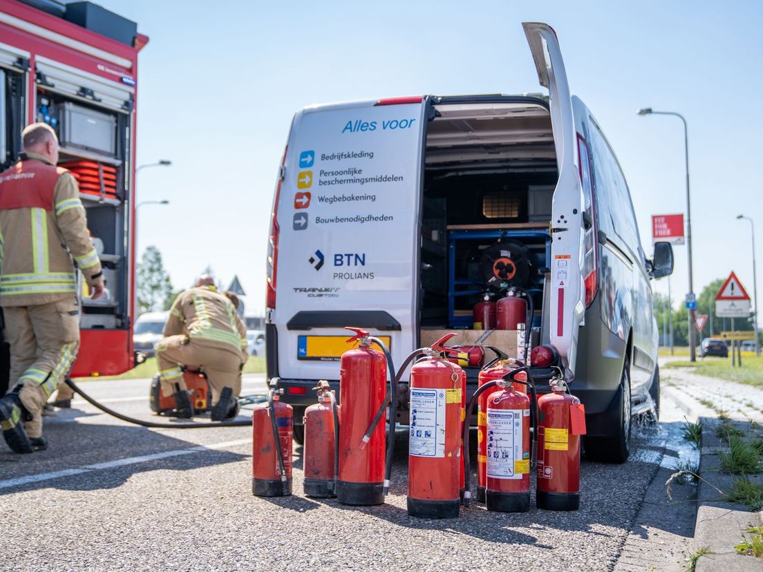 De brandblussers voor de wagen