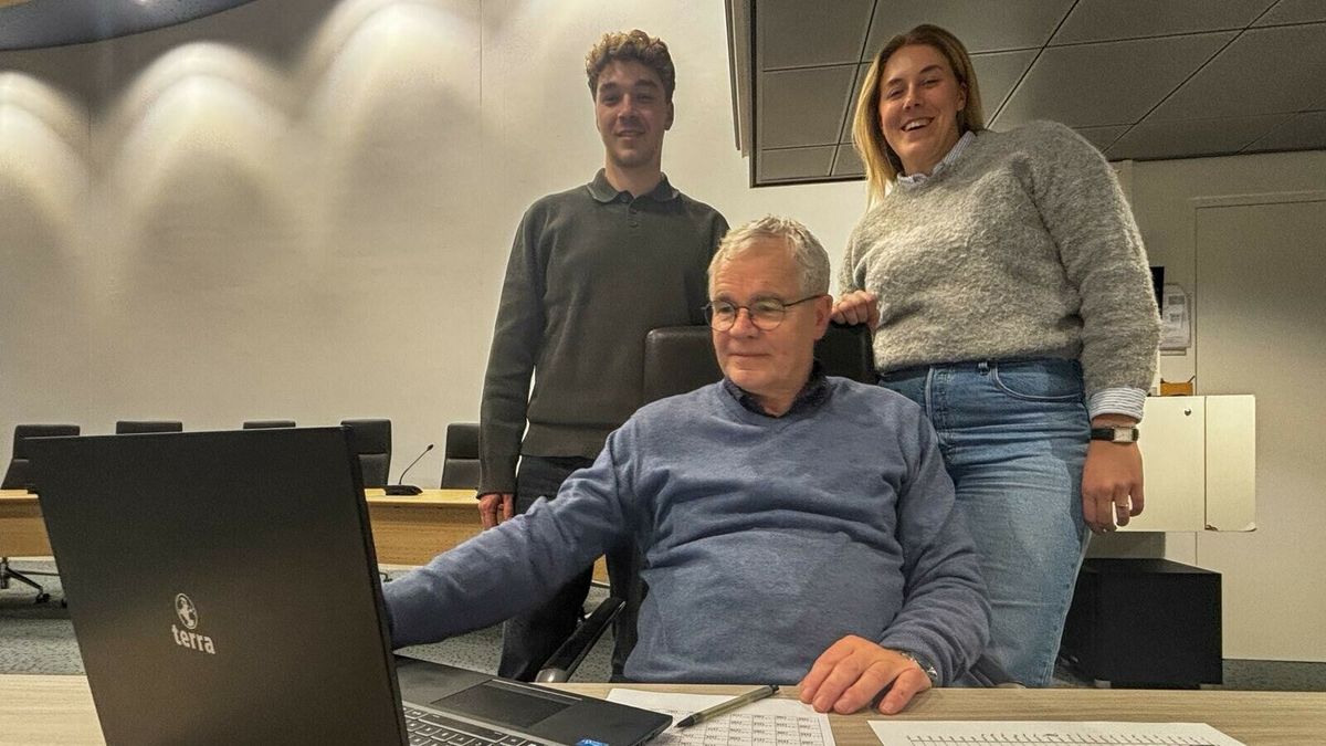 Aftellen tot de stembussen sluiten • Landelijk iets lagere opkomst