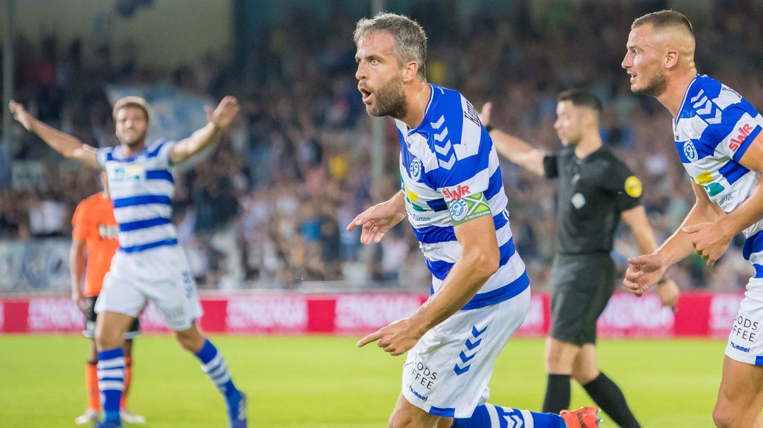 De Graafschap reist vrijdagavond met een fitte selectie af naar Helmond Sport. Terugkeerders Mohamed Hamdaoui en Ralf Seuntjens kampten tegen Excelsior nog met wat pijntjes, maar zijn volgens trainer Mike Snoei nu weer op de goede weg.