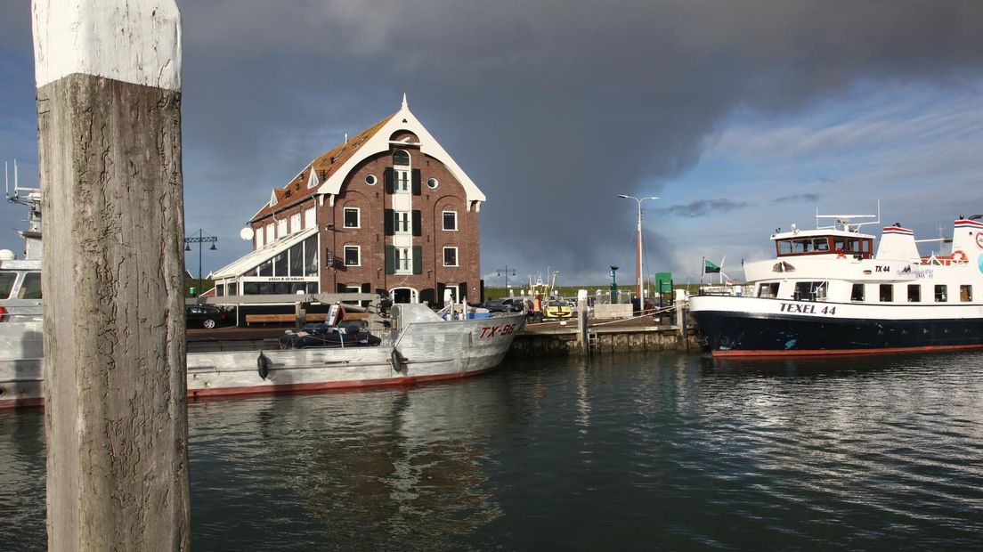 De haven van Oudeschild op Texel