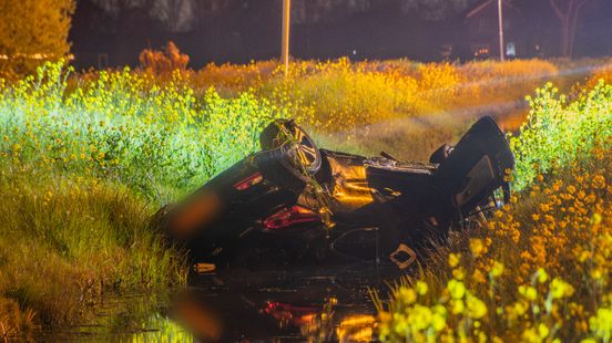Ernstig ongeluk op A27 bij Meerkerk. Ernstig ongeluk op A27 bij Meerkerk.