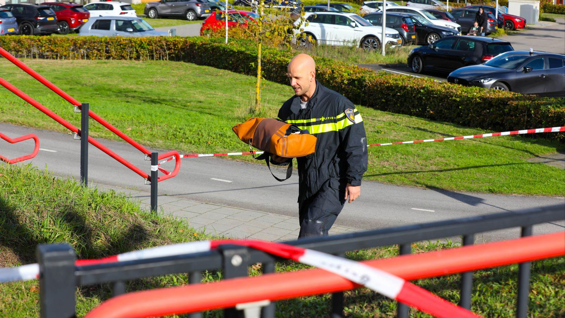 Verdachte tas op station Apeldoorn de Maten blijkt loos alarm: 'Niets gevaarlijks aangetroffen'