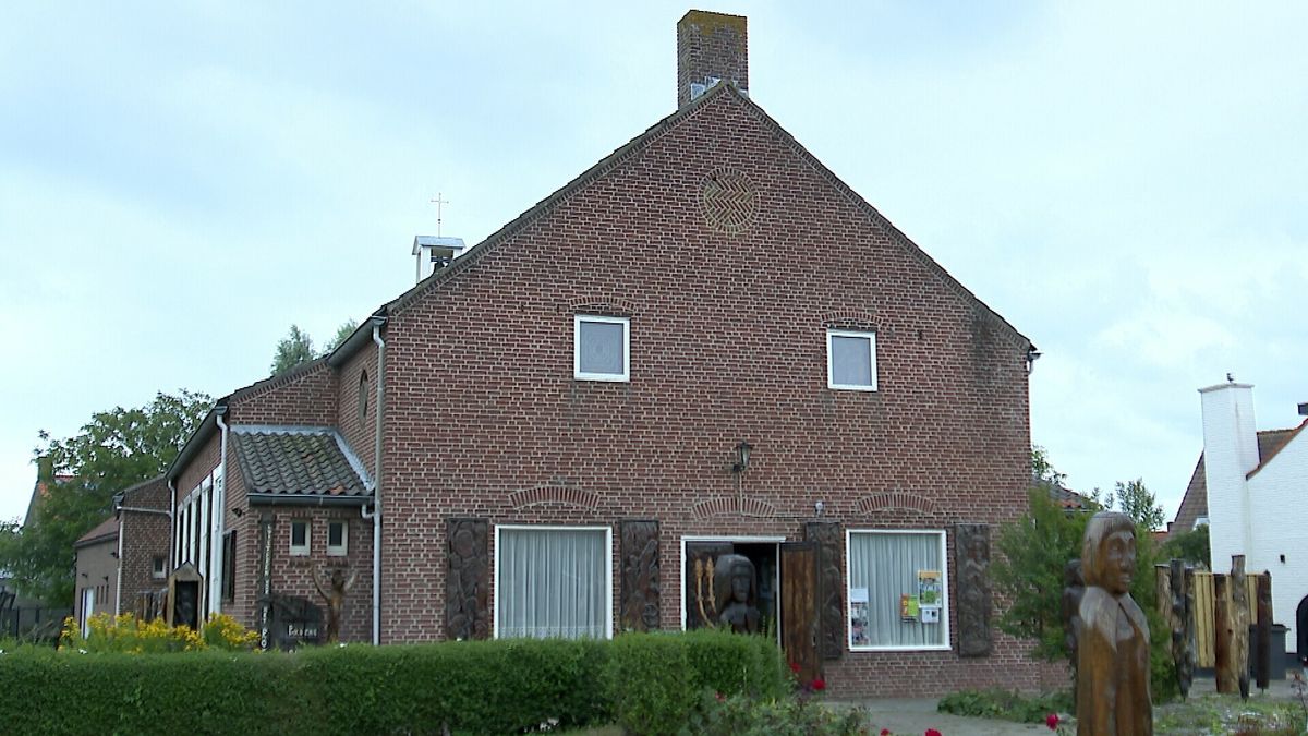 Toekomst Omer Gielliets houtsculpturen onzeker na Verkoop Sint-Barbarakerk