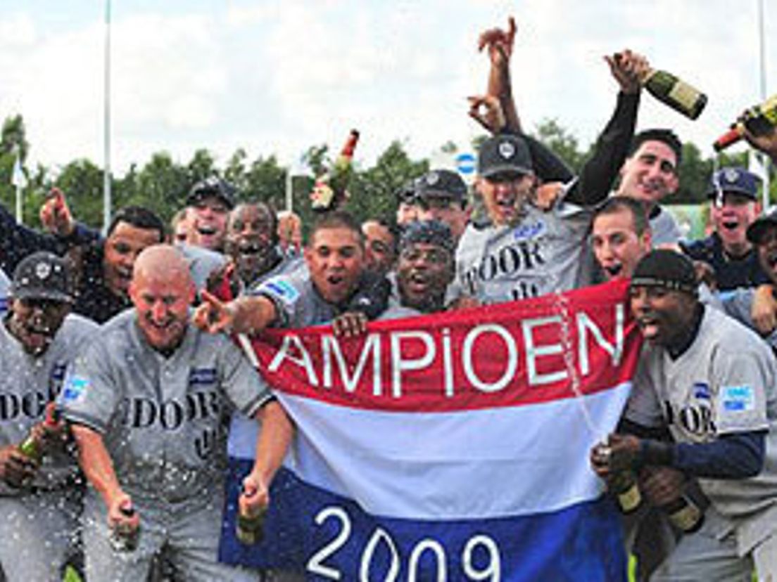 neptunuskampioen.cropresize.tmp.cropresize.tmp.cropresize.tmp.cropresize.tmp.jpg