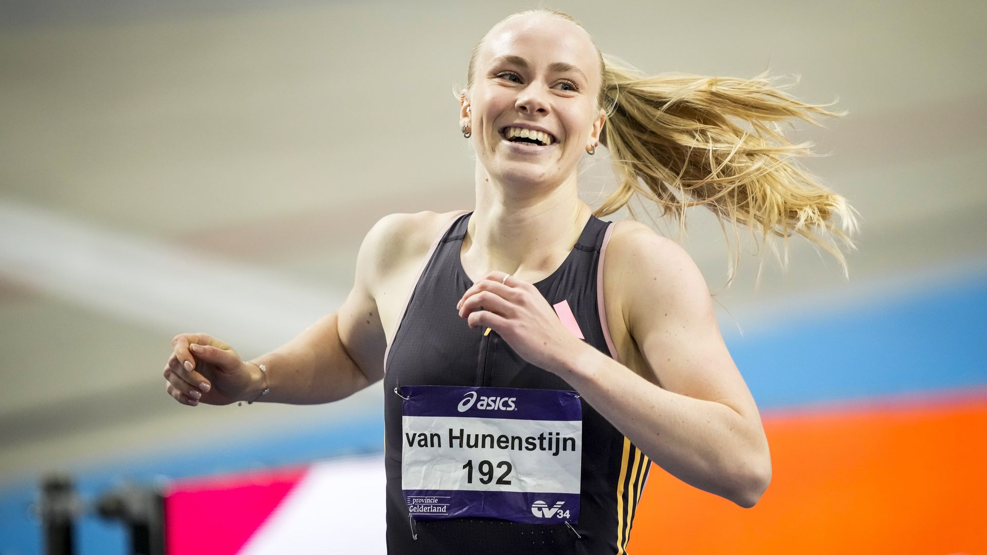 Van Hunenstijn stopt • docu over Theo en Estavana