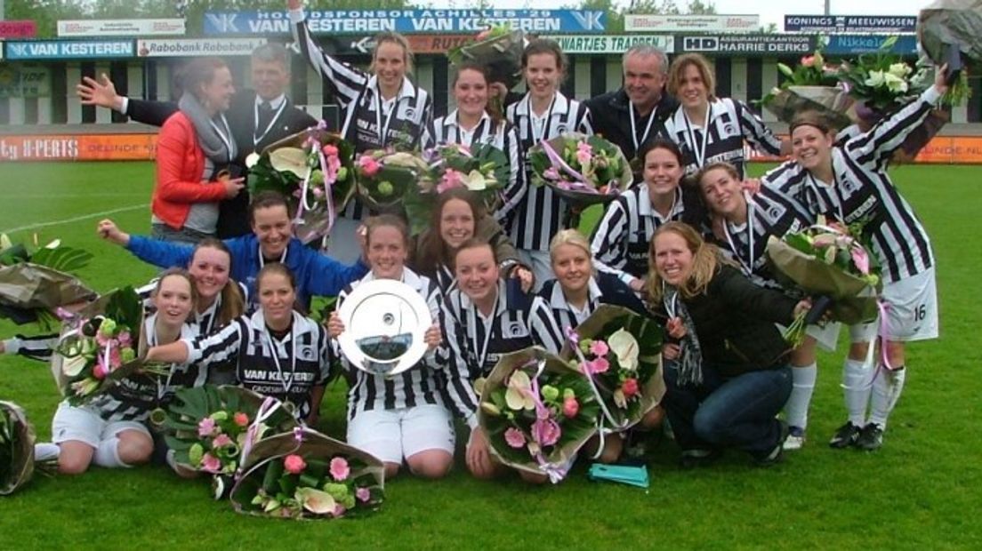 Achilles'29 treedt komend voetbalseizoen met het vrouwenelftal toe tot de eredivisie. Dat heeft de club uit Groesbeek bekendgemaakt. Achilles is de eerste Gelderse club die aan die competitie meedoet.