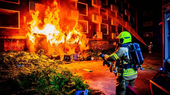 Uitslaande brand in vervallen bejaardenhuis