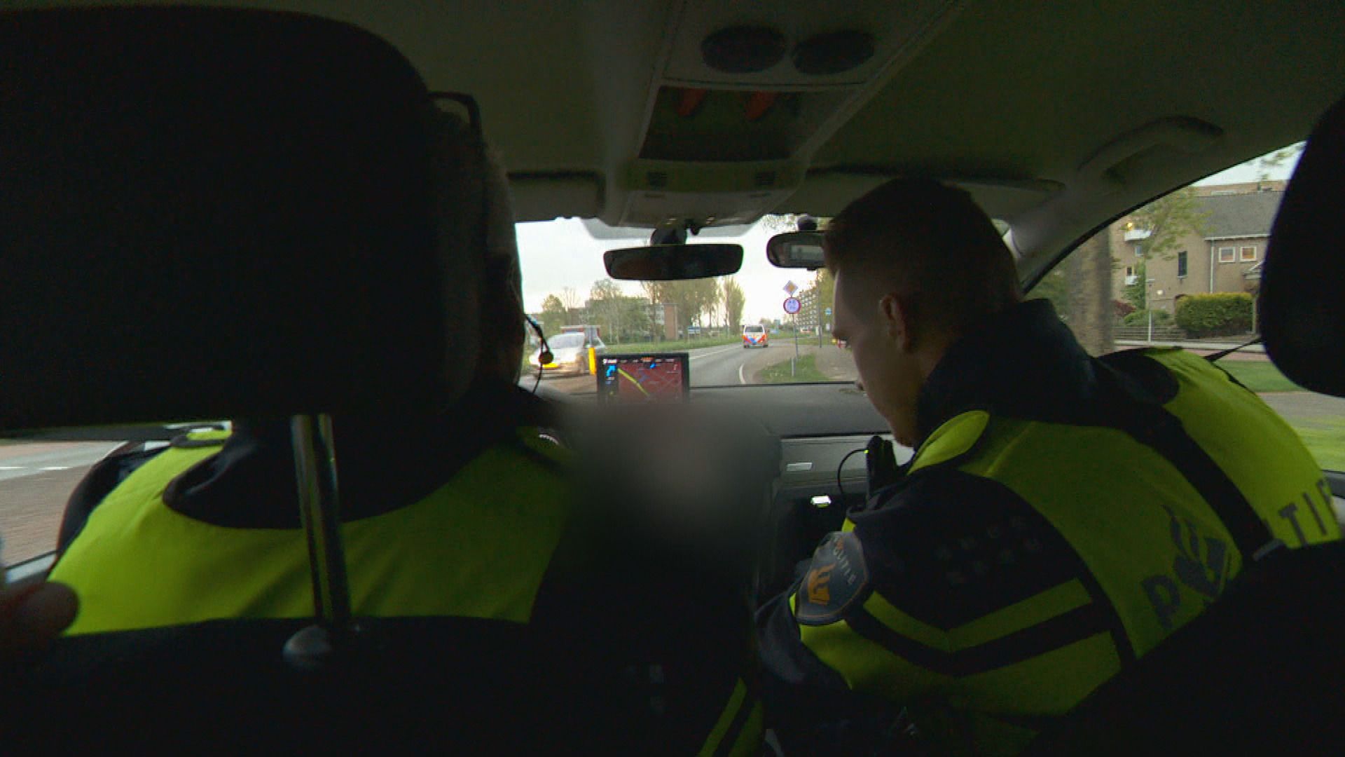 De politie reageert op een melding