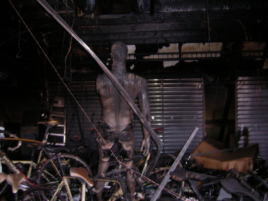 2010brand_fiets.cropresize.tmp.jpg
