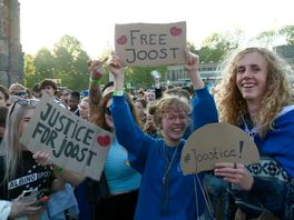 FIDEO: Tûzenen minsken fiere Europaparty yn Ljouwert