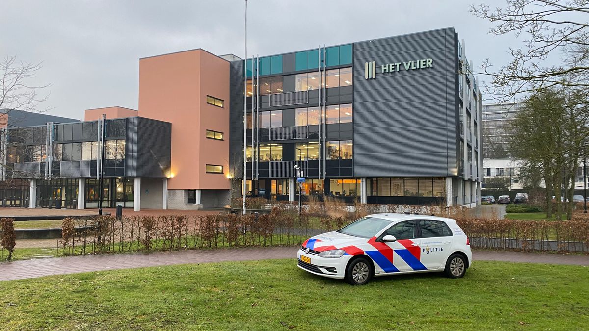 Opnieuw dreigberichten voor Etty Hillesum Lyceum Deventer; politie doet onderzoek