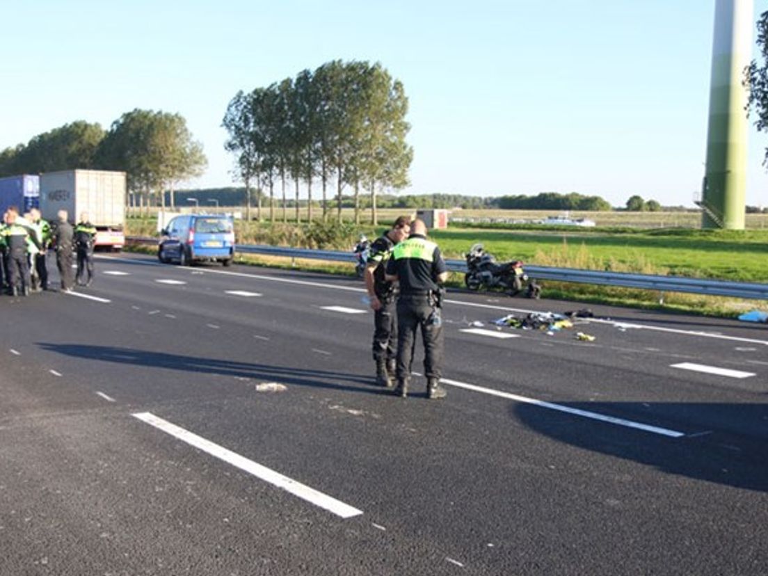 Onderzoek na het ongeluk op de A15