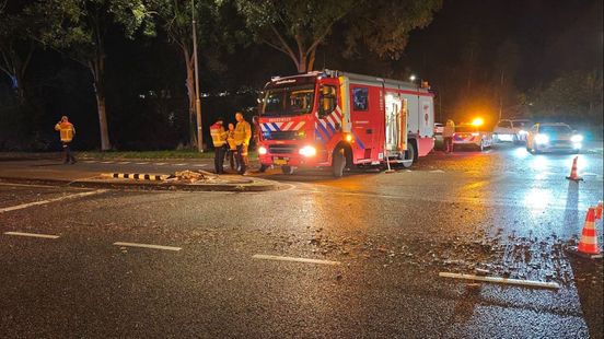 Politie crasht • auto afgepakt