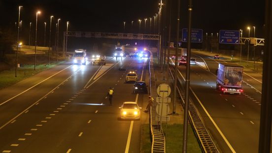 Motorrijder overleden bij ongeval op A35 bij Borne. Motorrijder overleden bij ongeval op A35 bij Borne.