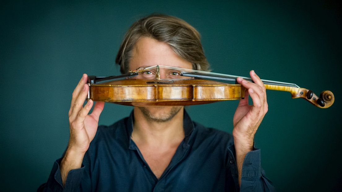 Daniel Rowland, violist, dirigent en componist