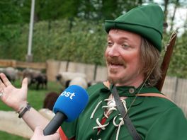 Robin Hood galoppeert Hertme binnen: "Middeleeuws theatersprookje in de buitenlucht"