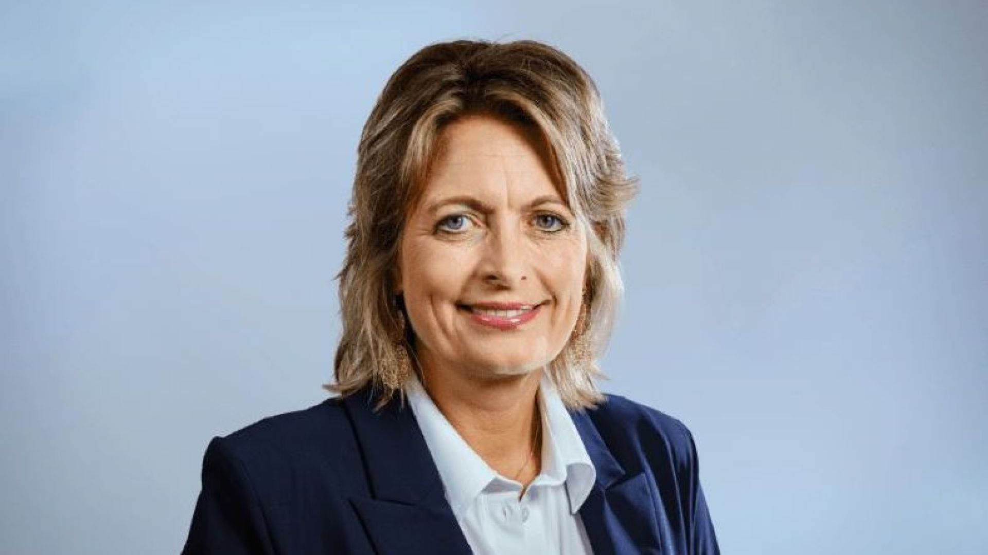 Ilse Saris moet de Tweede Kamer verlaten.