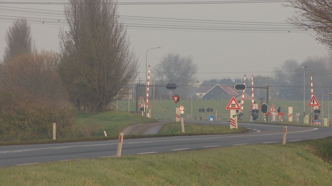 Felle discussie in 'angstraad' Reimerswaal over uitstel Zanddijk