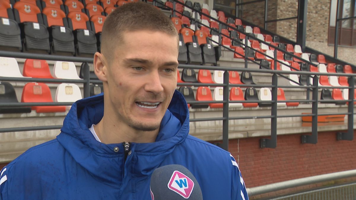 Spreekkoren van Katwijk-fans bij terugkeer van Des Kunst: 'Zelf ook lopen provoceren'