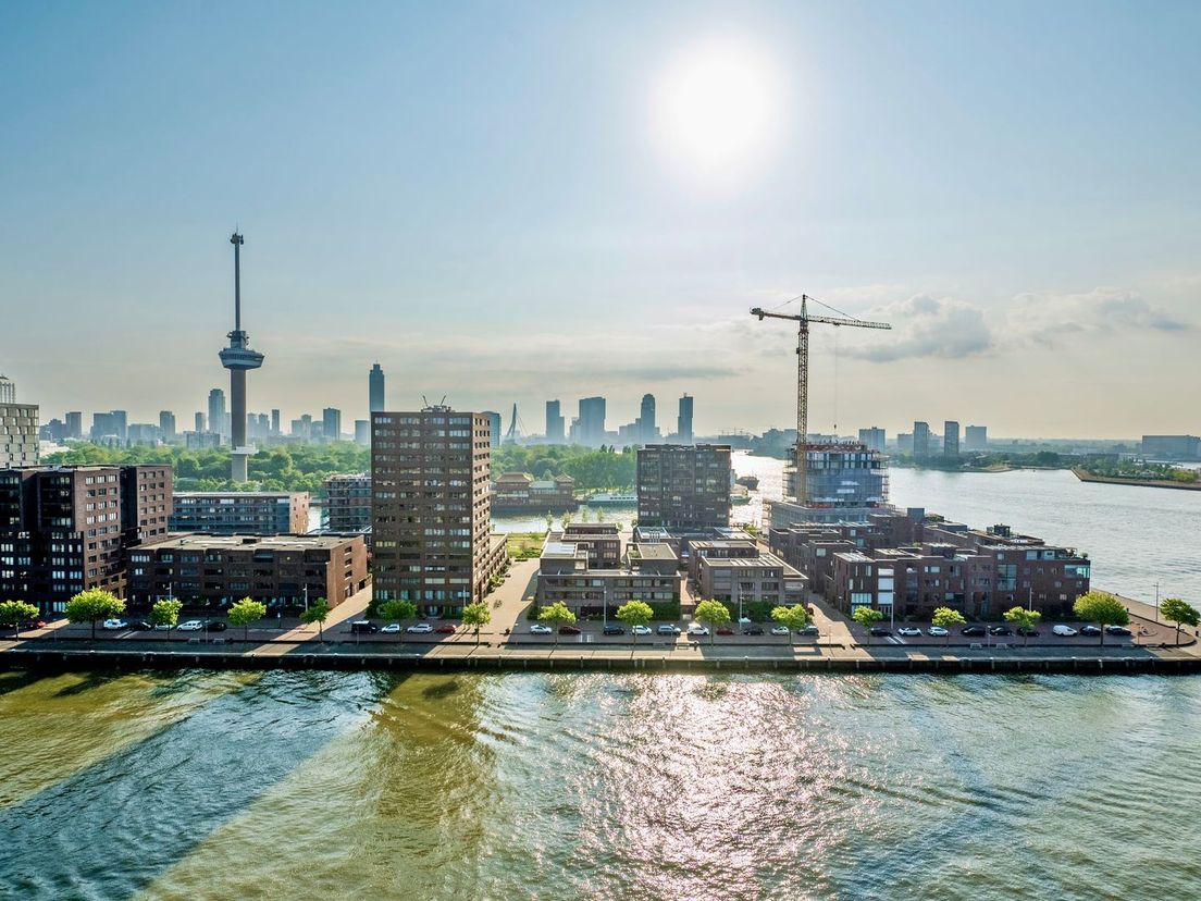 Op de kop van de Müllerpier in Rotterdam is STACK in aanbouw