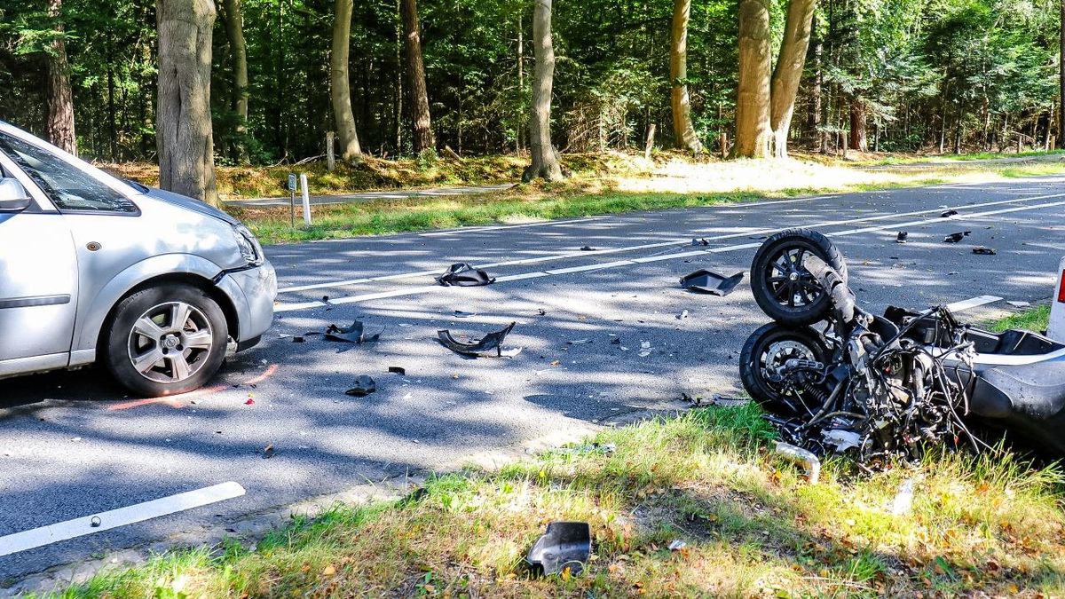 Motorscooterrijder gewond bij aanrijding tussen Enschede en Oldenzaal